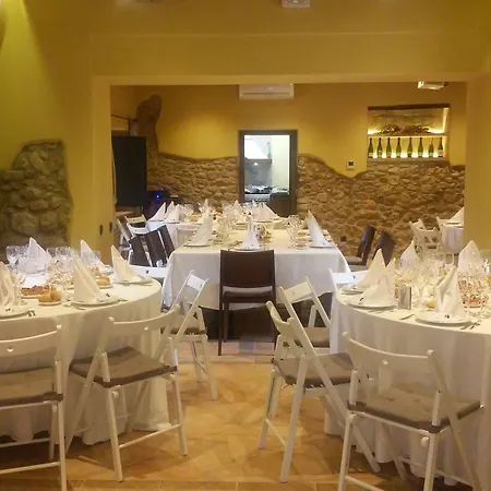 Panyella Hotel 3*