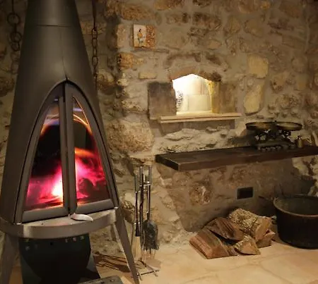 Panyella Hotel
